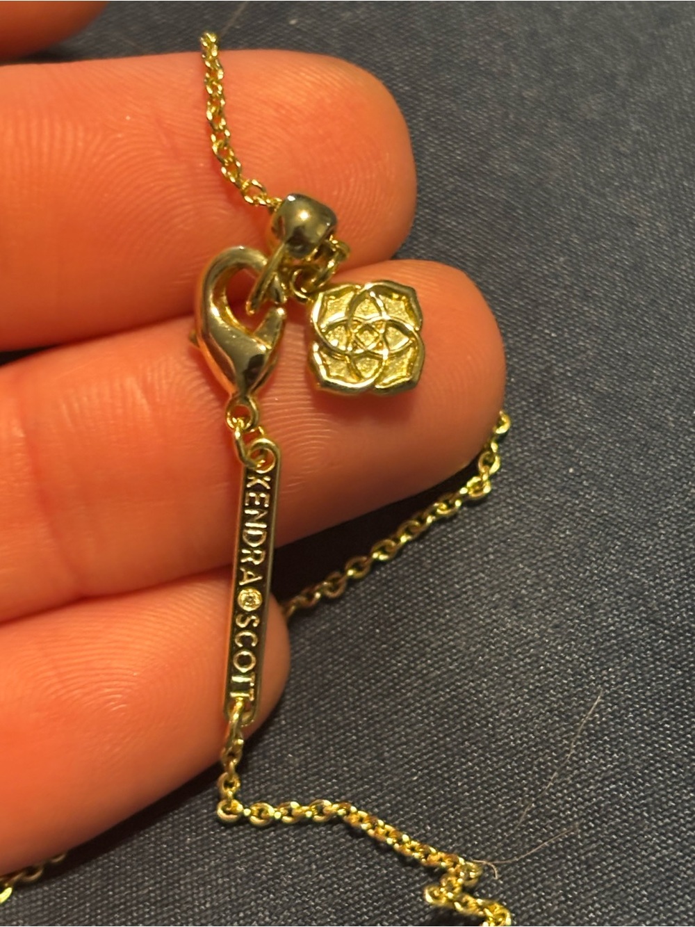 Kendra Scott Gold Teardrop Pendant Necklace - Picture 3 of 3
